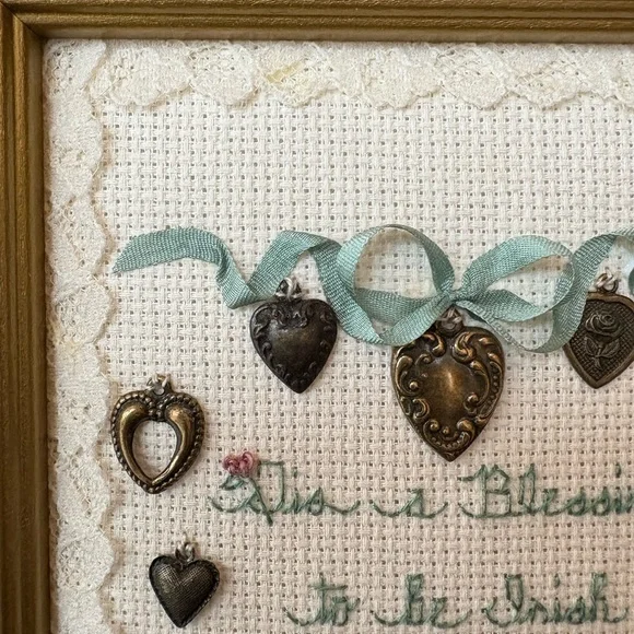 ☘️ Irish ☘️ Saying “Tis a blessing to be Irish” - Picture 6 of 8